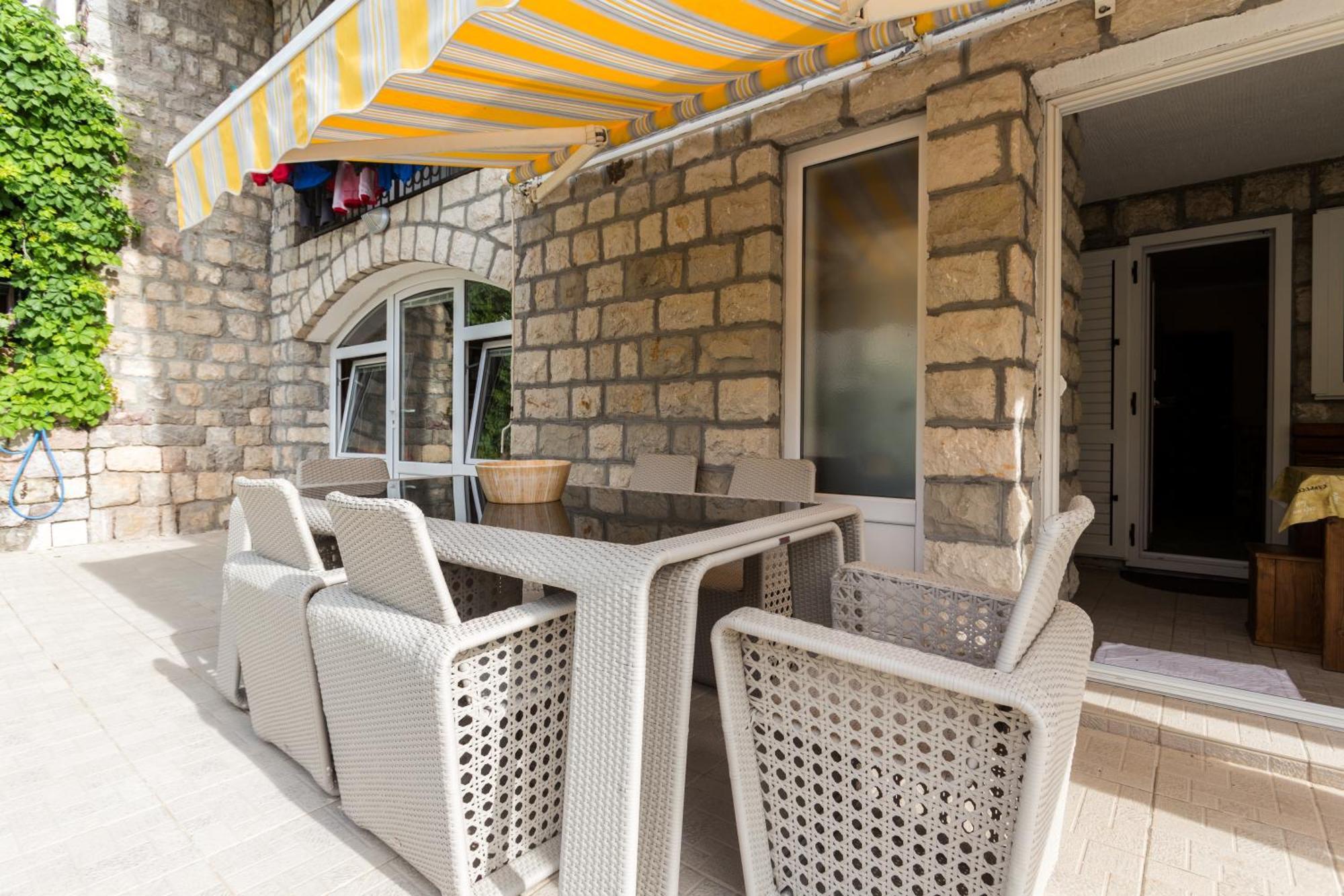Apartments Varja Sveti Stefan Eksteriør bilde
