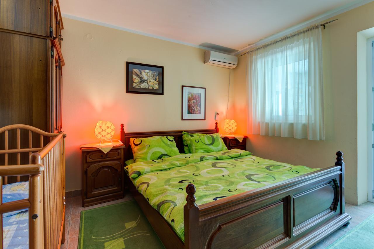 Apartments Varja Sveti Stefan Eksteriør bilde