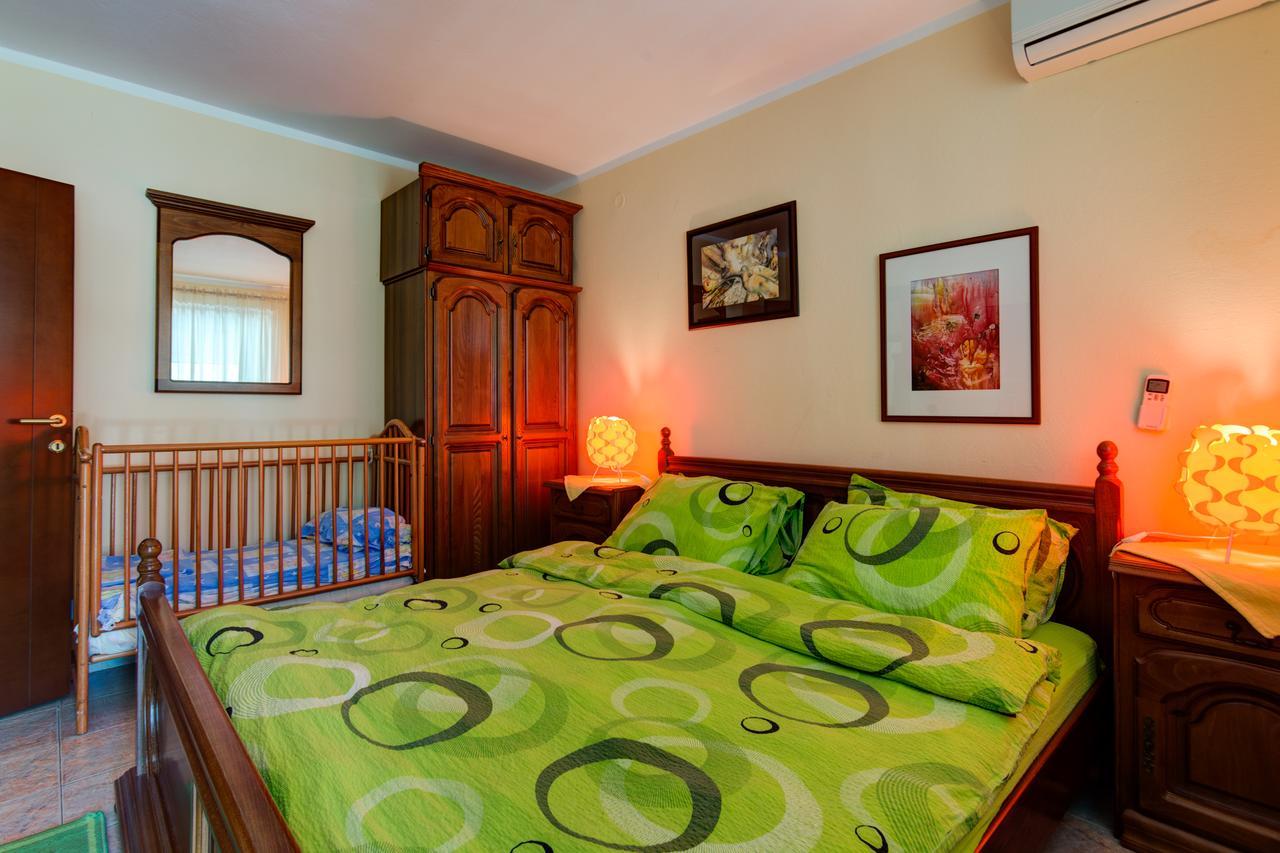 Apartments Varja Sveti Stefan Eksteriør bilde